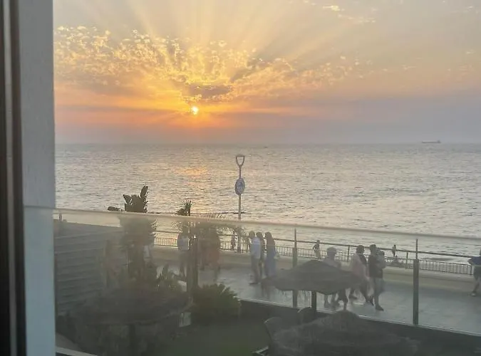 Apartamento Con Piscina En El Paseo Cruz Del Mar